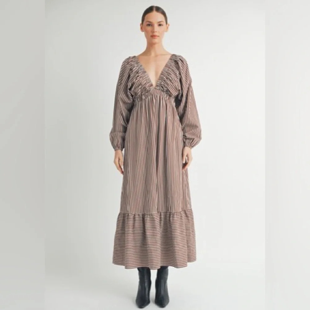 Long Sleeves V-Neck Stripe Midi Dress